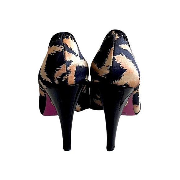 BETSY JOHNSON Leopard Print Satin Peep Toe High Heel Shoes Bow 8.5 - Picture 4 of 13